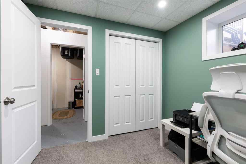 MLS&reg; # A2271548 - 553 Blackwolf Boulevard N in Blackwolf 1 Lethbridge, Residential Open Houses