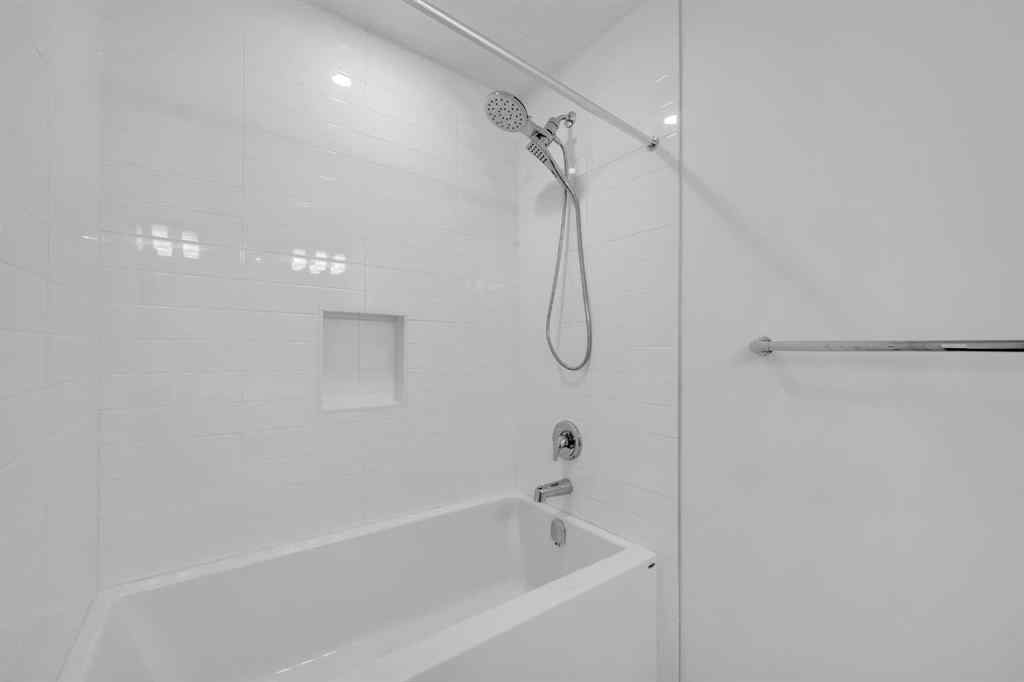 MLS&reg; # A2271551 - 2034 Southwinds Row SW in Southwinds Airdrie, Residential Open Houses