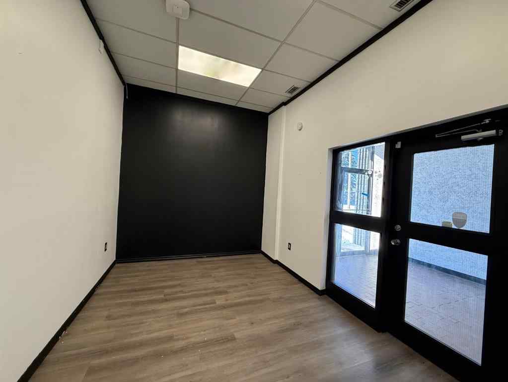 MLS&reg; # A2271558 - Unit #Bay 6 105 Government Road  in Hardisty Hinton, Commercial Open Houses