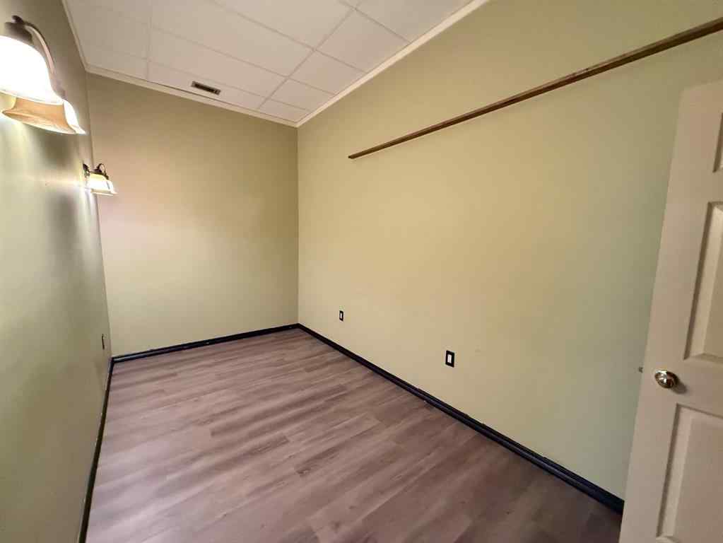 MLS&reg; # A2271558 - Unit #Bay 6 105 Government Road  in Hardisty Hinton, Commercial Open Houses