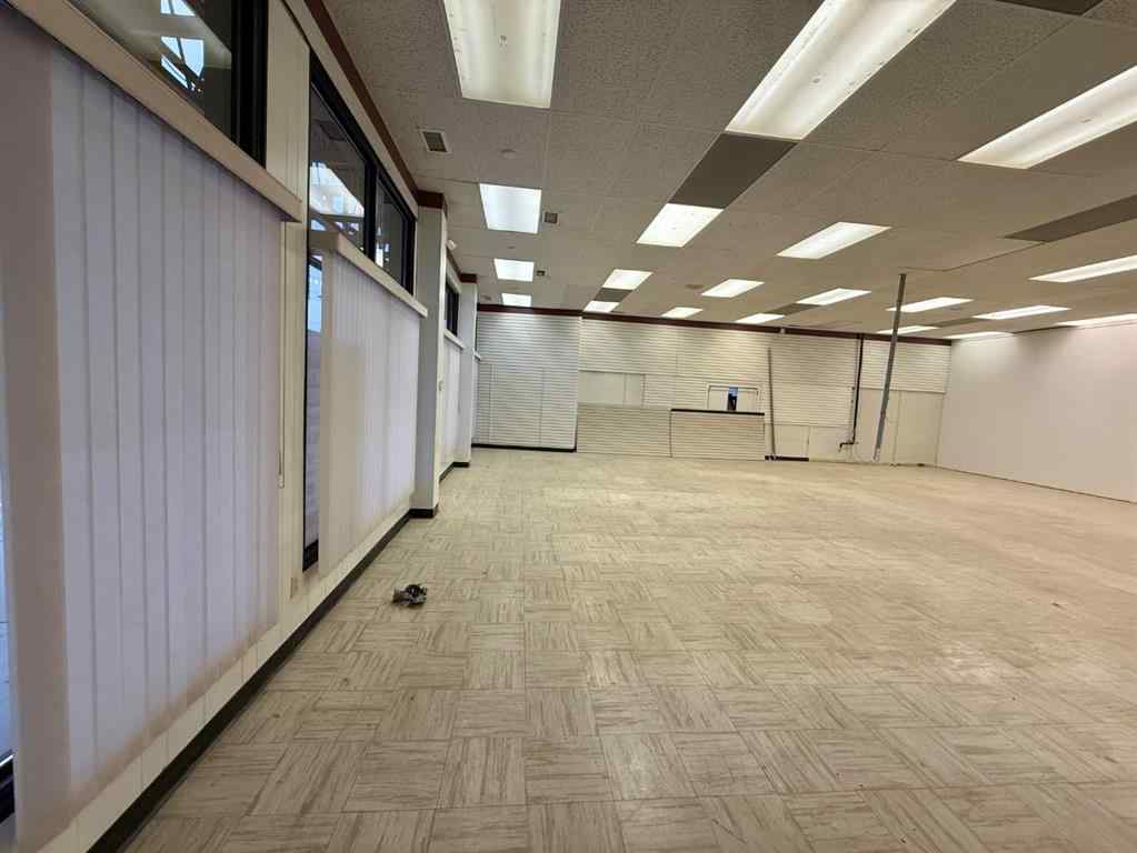 MLS&reg; # A2271561 - Unit #Bay 1 111 Government Road  in Hardisty Hinton, Commercial Open Houses