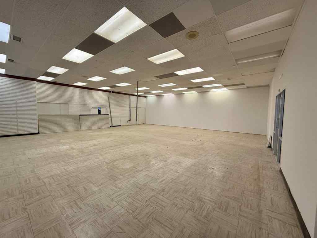 MLS&reg; # A2271561 - Unit #Bay 1 111 Government Road  in Hardisty Hinton, Commercial Open Houses