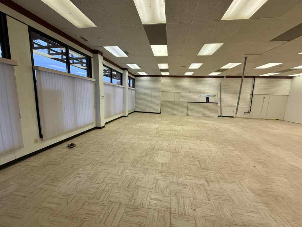 MLS&reg; # A2271561 - Unit #Bay 1 111 Government Road  in Hardisty Hinton, Commercial Open Houses