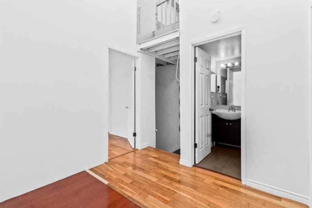 MLS&reg; # A2271562 - Unit #8 3726 Centre Street NE in Highland Park Calgary, Residential Open Houses