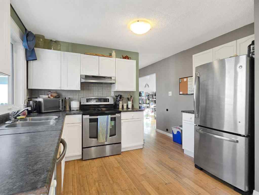 MLS&reg; # A2271563 - 10806 98 Avenue  in NONE Grande Cache, Residential Open Houses