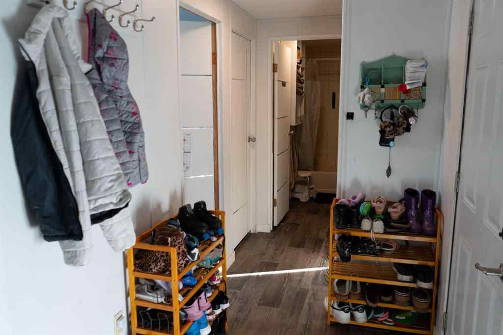 MLS&reg; # A2271570 - Unit #84 2715 Westside Drive W in West Side Trailer Court Lethbridge, Mobile Open Houses