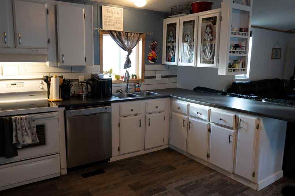 MLS&reg; # A2271570 - Unit #84 2715 Westside Drive W in West Side Trailer Court Lethbridge, Mobile Open Houses