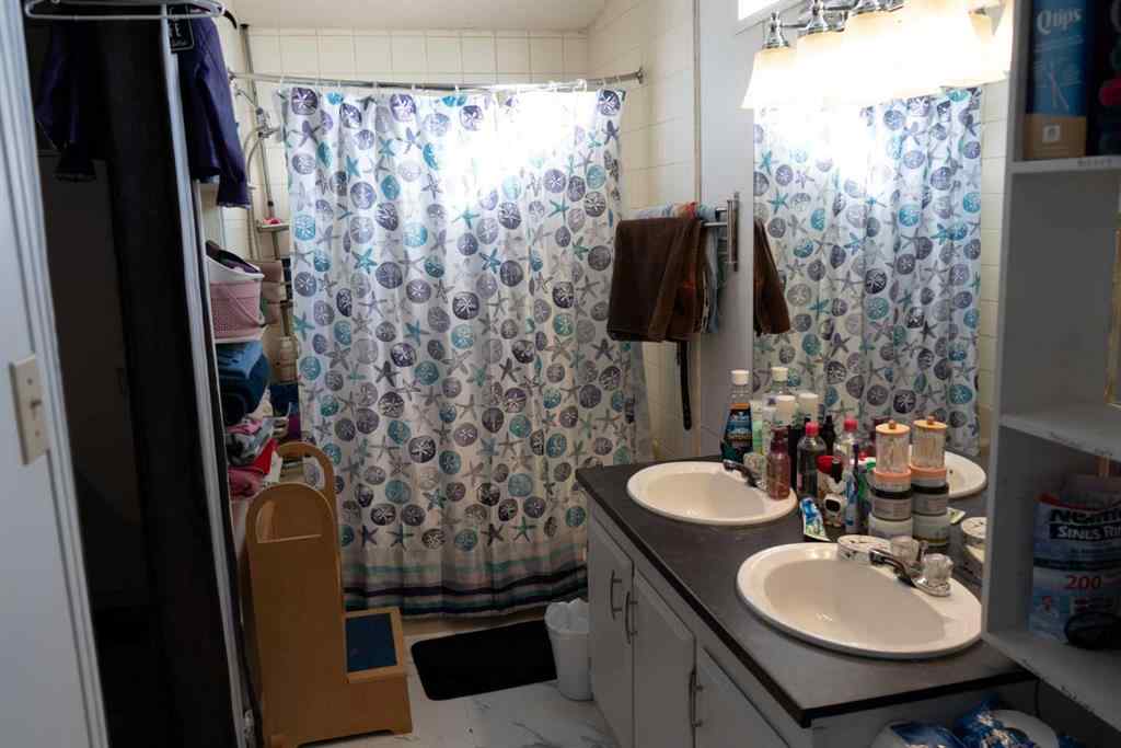 MLS&reg; # A2271570 - Unit #84 2715 Westside Drive W in West Side Trailer Court Lethbridge, Mobile Open Houses