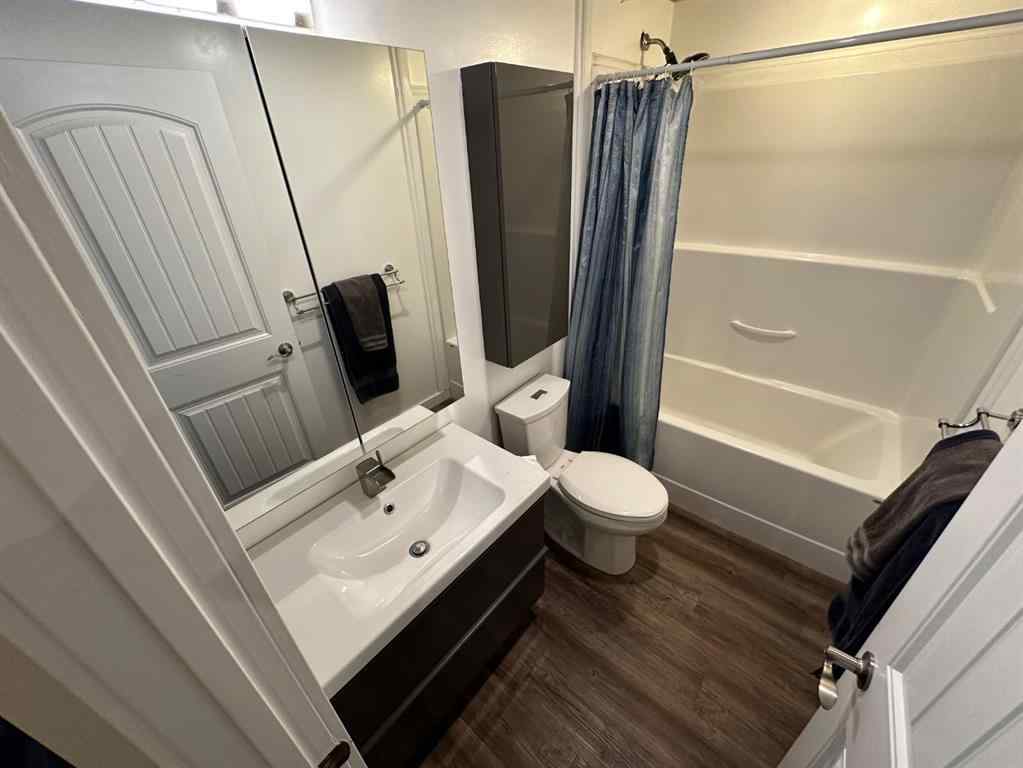 MLS&reg; # A2271573 - 4332 51 Avenue  in Hardisty Hardisty, Residential Open Houses