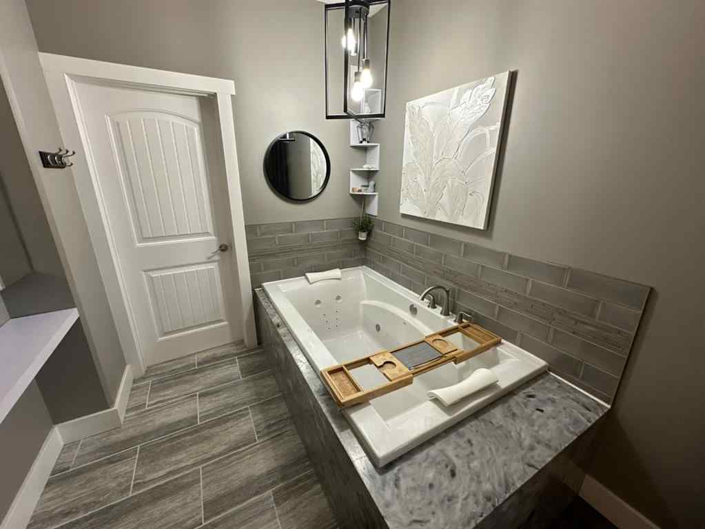 MLS&reg; # A2271573 - 4332 51 Avenue  in Hardisty Hardisty, Residential Open Houses