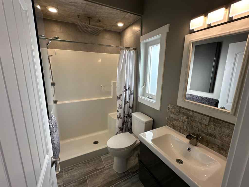 MLS&reg; # A2271573 - 4332 51 Avenue  in Hardisty Hardisty, Residential Open Houses