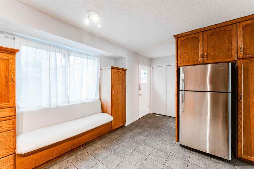 MLS&reg; # A2271576 - 43 Sunmills Court SE in Sundance Calgary, Residential Open Houses