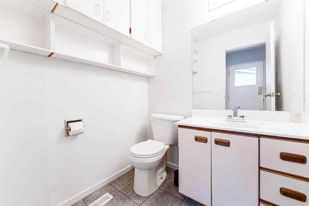 MLS&reg; # A2271576 - 43 Sunmills Court SE in Sundance Calgary, Residential Open Houses