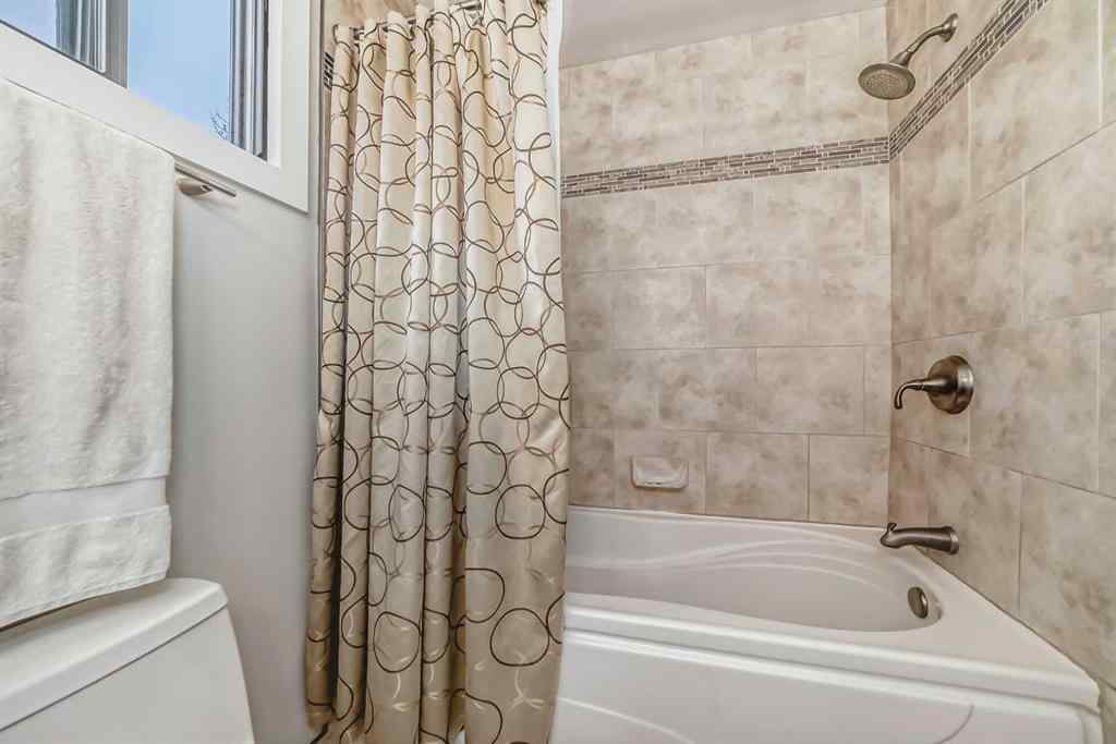 MLS&reg; # A2271582 - 1515 22 Avenue NW in Capitol Hill Calgary, Residential Open Houses