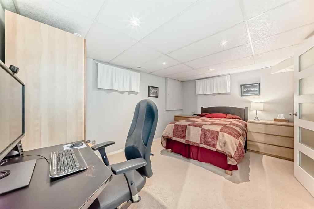 MLS&reg; # A2271582 - 1515 22 Avenue NW in Capitol Hill Calgary, Residential Open Houses