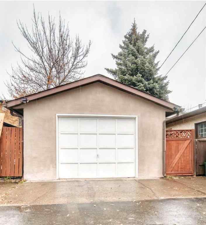 MLS&reg; # A2271582 - 1515 22 Avenue NW in Capitol Hill Calgary, Residential Open Houses