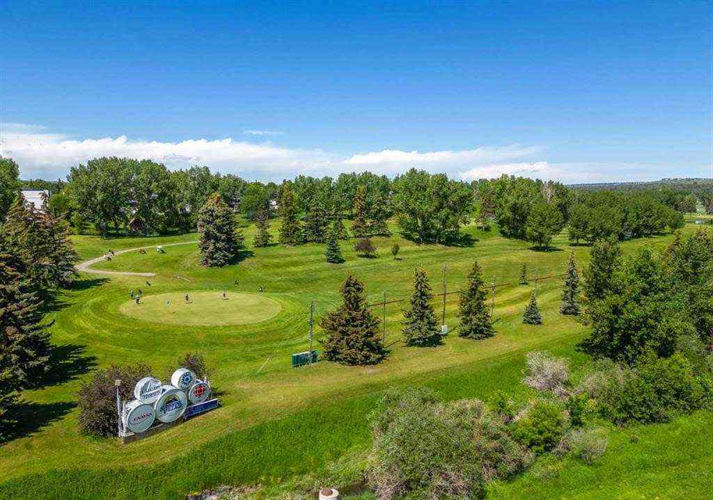 MLS&reg; # A2271582 - 1515 22 Avenue NW in Capitol Hill Calgary, Residential Open Houses