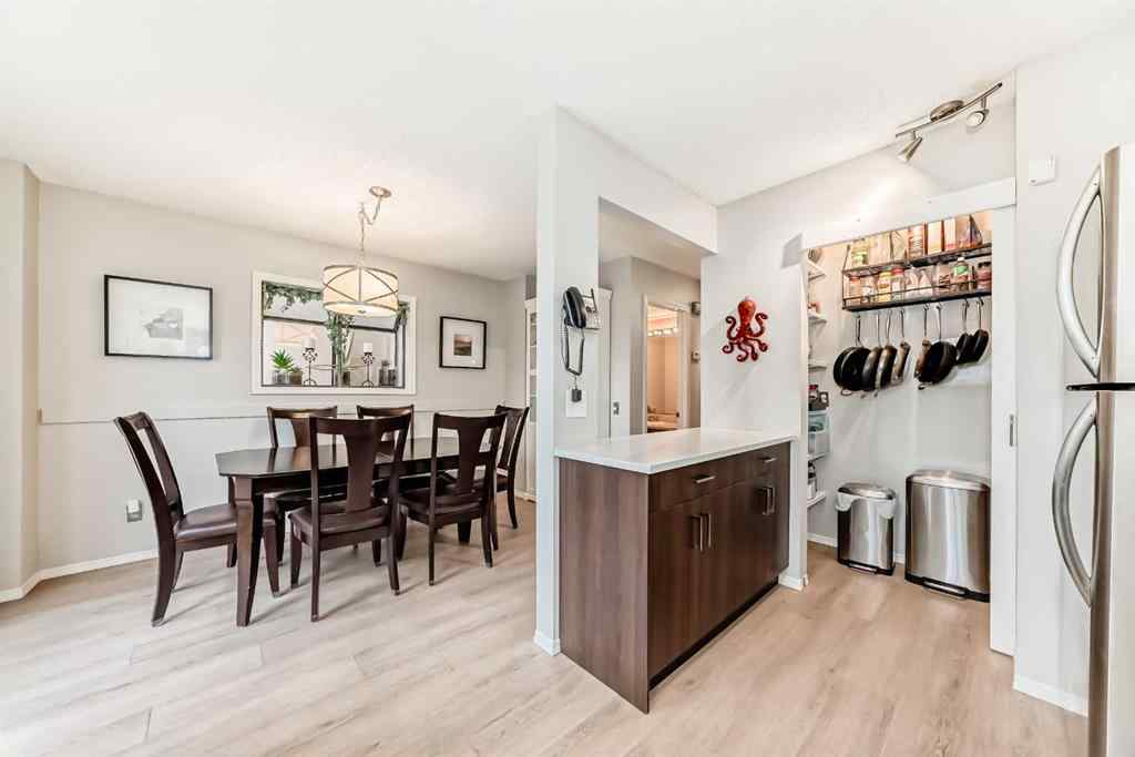 MLS&reg; # A2271582 - 1515 22 Avenue NW in Capitol Hill Calgary, Residential Open Houses
