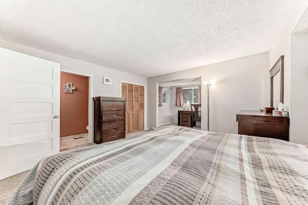 MLS&reg; # A2271582 - 1515 22 Avenue NW in Capitol Hill Calgary, Residential Open Houses