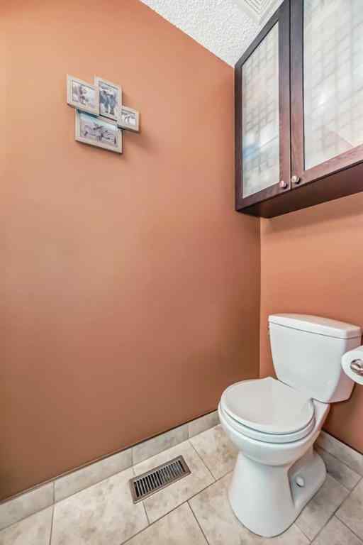 MLS&reg; # A2271582 - 1515 22 Avenue NW in Capitol Hill Calgary, Residential Open Houses