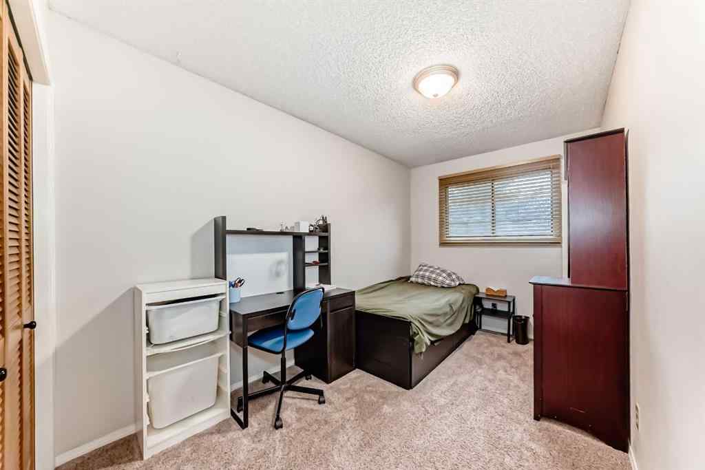 MLS&reg; # A2271582 - 1515 22 Avenue NW in Capitol Hill Calgary, Residential Open Houses