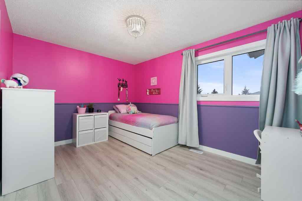 MLS® # A2271583 - 103 Sunset Place  in Suntree Okotoks, Residential Open Houses