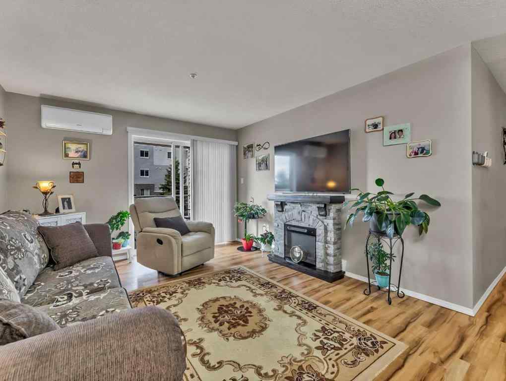 MLS&reg; # A2271588 - Unit #207 1632 Saamis Drive NW in Northwest Crescent Heights Medicine Hat, Residential Open Houses