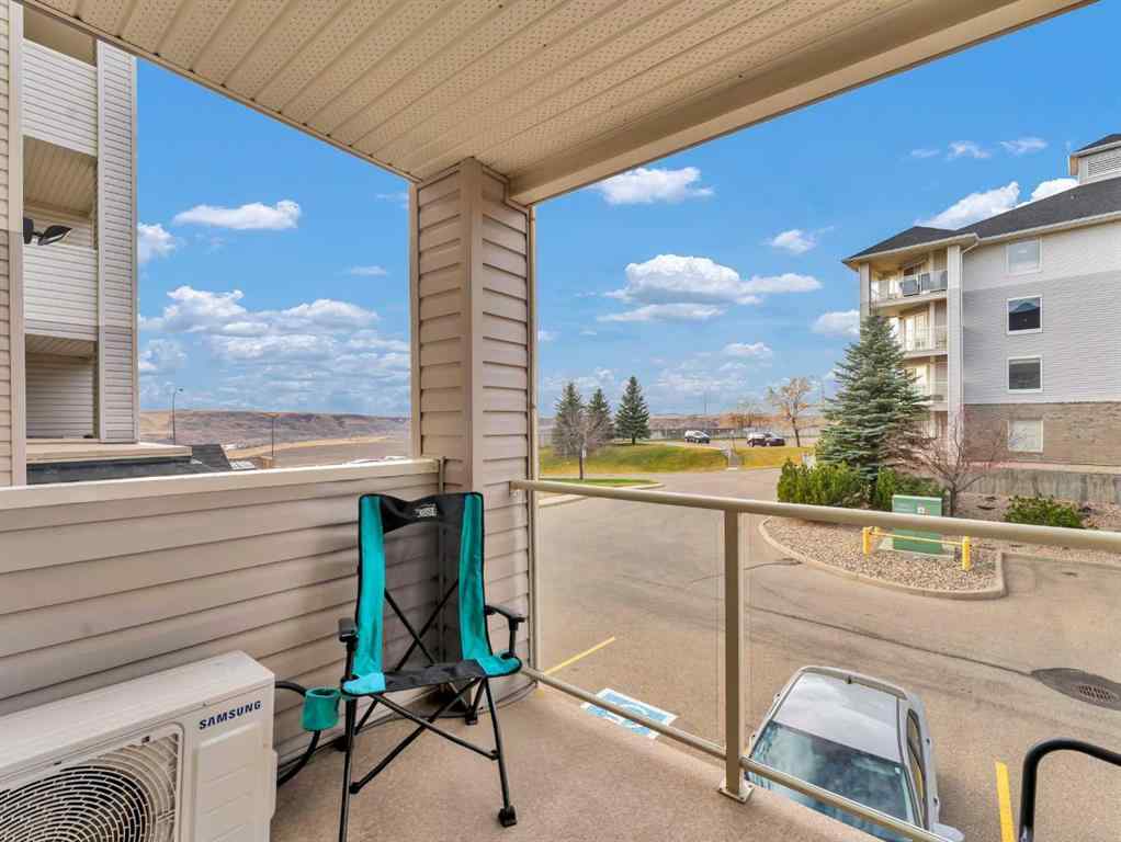 MLS&reg; # A2271588 - Unit #207 1632 Saamis Drive NW in Northwest Crescent Heights Medicine Hat, Residential Open Houses