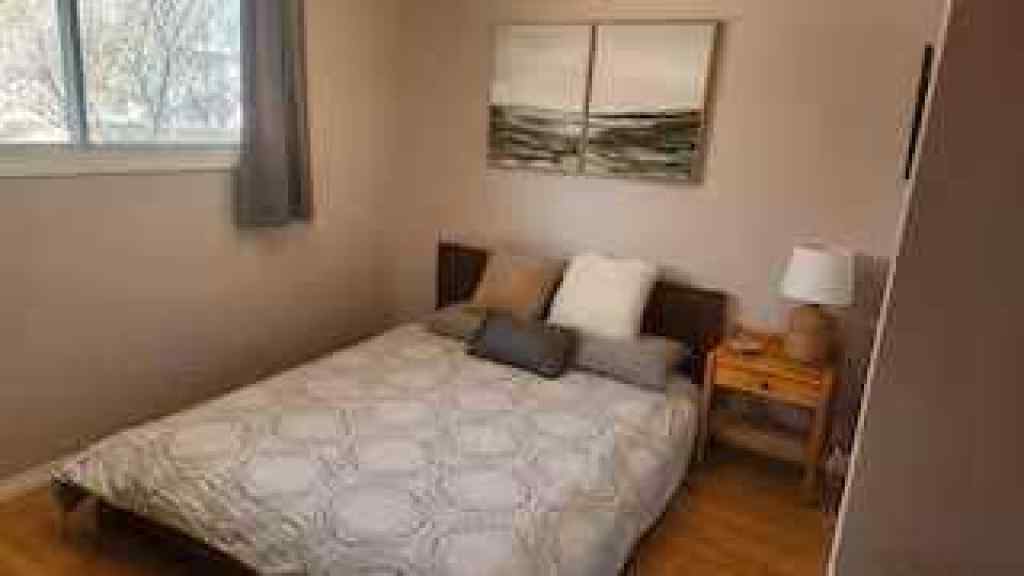 MLS&reg; # A2271591 - 130 27 Avenue NW in Tuxedo Park Calgary, Residential Open Houses