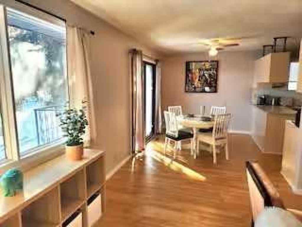 MLS&reg; # A2271591 - 130 27 Avenue NW in Tuxedo Park Calgary, Residential Open Houses