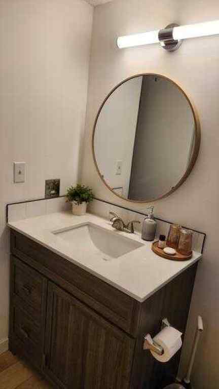 MLS&reg; # A2271591 - 130 27 Avenue NW in Tuxedo Park Calgary, Residential Open Houses