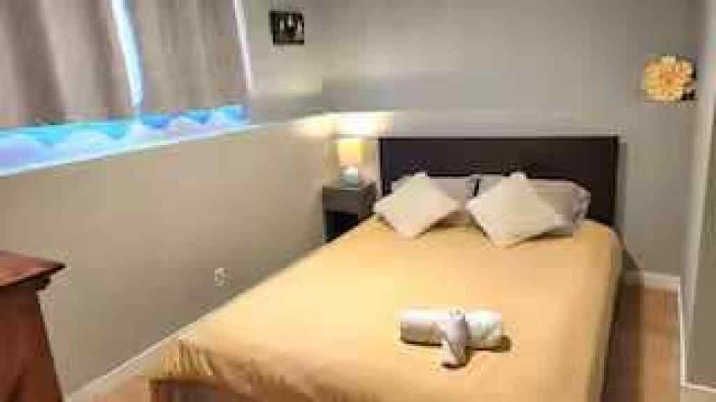 MLS&reg; # A2271591 - 130 27 Avenue NW in Tuxedo Park Calgary, Residential Open Houses