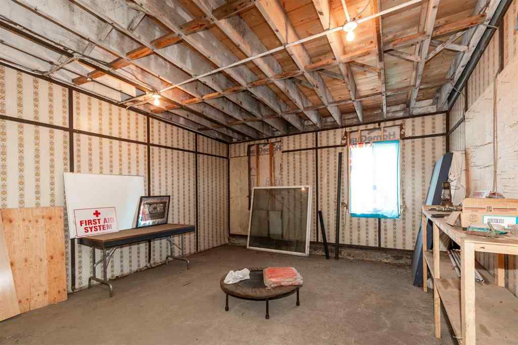 MLS&reg; # A2271600 - 3 Western Crescent  in NONE Rural Vulcan County, Commercial Open Houses