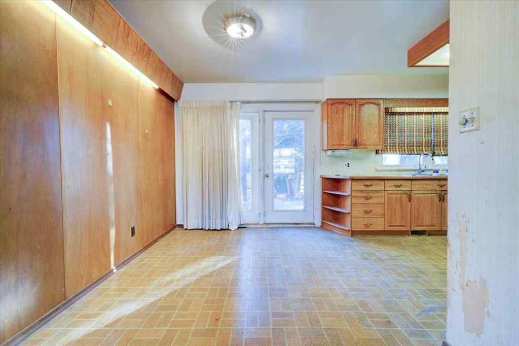 MLS&reg; # A2271603 - 10121 91 Avenue  in Swanavon Grande Prairie, Residential Open Houses