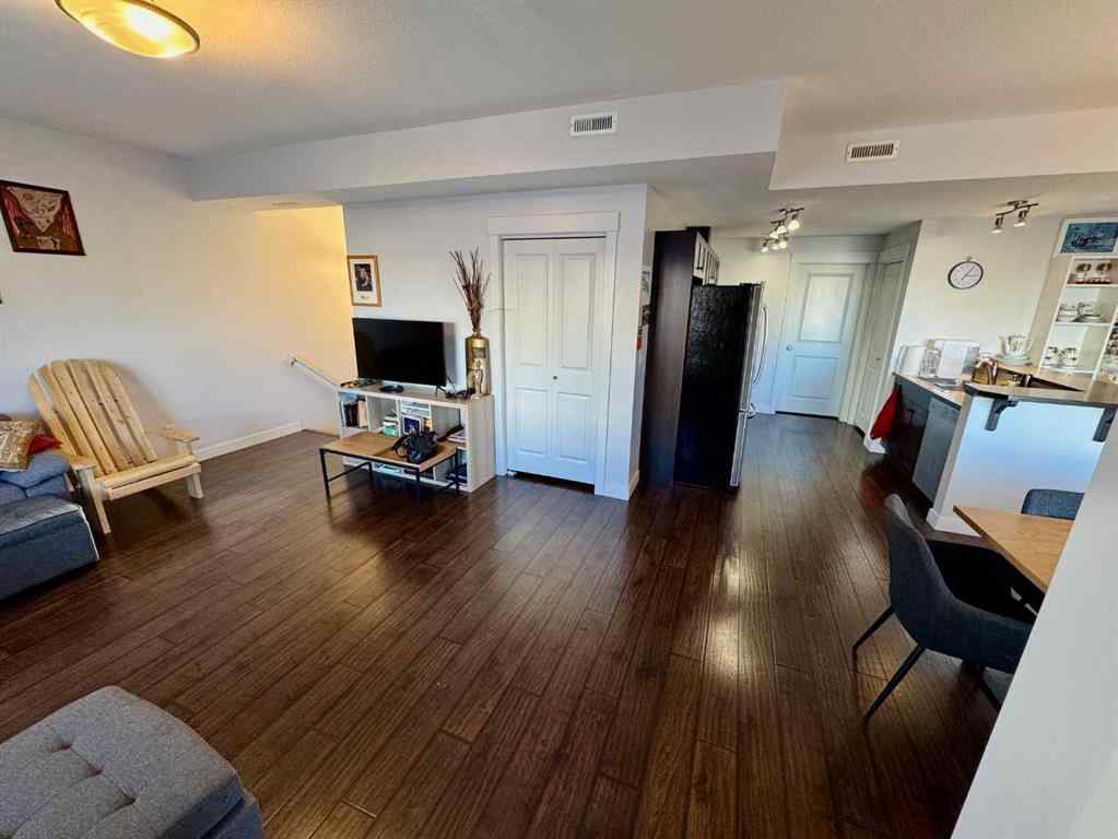 MLS&reg; # A2271604 - Unit #3 189 Silkstone Road W in Copperwood Lethbridge, Residential Open Houses