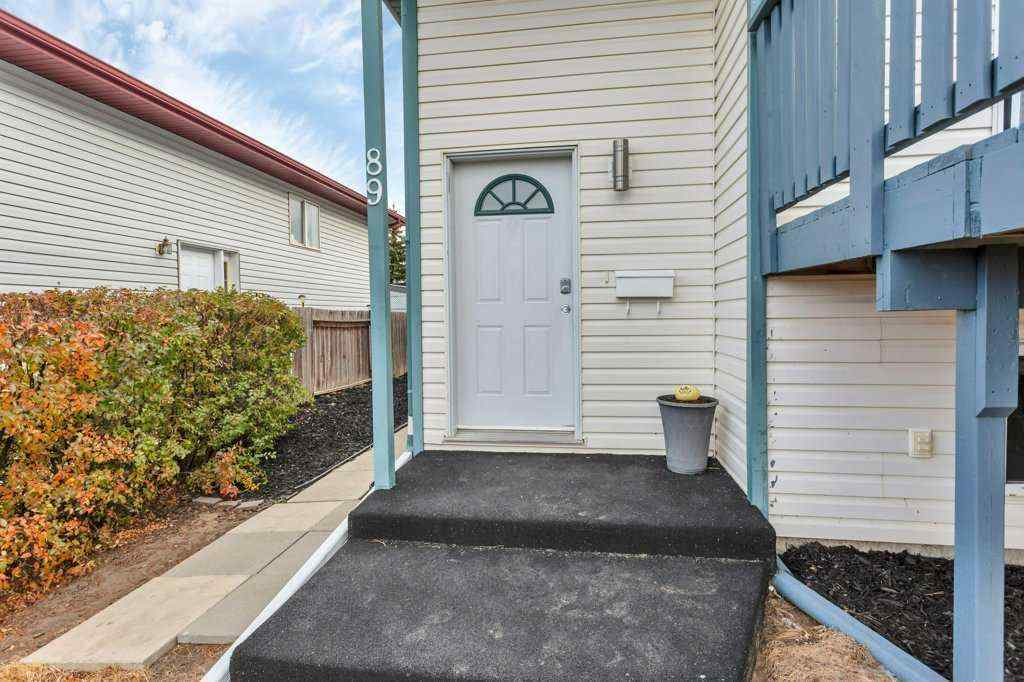 MLS&reg; # A2271606 - 89 Silver Drive  in Harvest Meadows Blackfalds, Residential Open Houses
