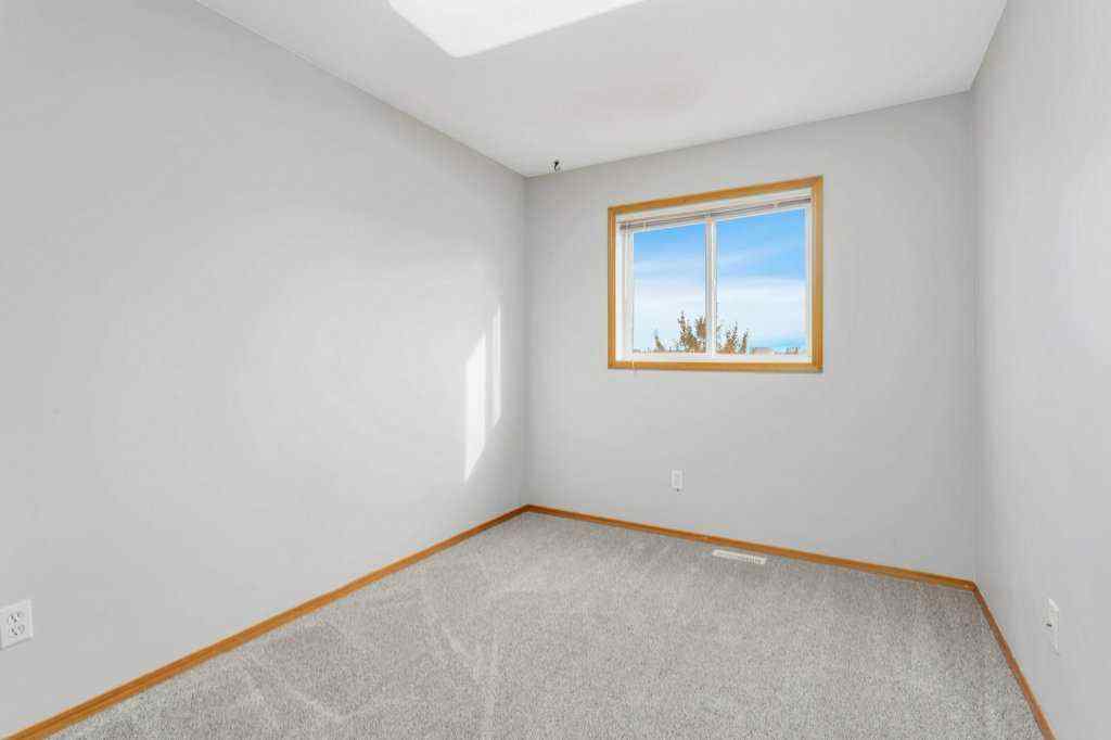 MLS&reg; # A2271606 - 89 Silver Drive  in Harvest Meadows Blackfalds, Residential Open Houses