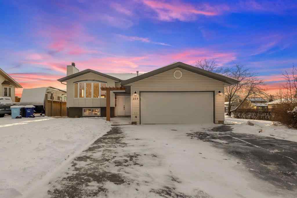 MLS&reg; # A2271609 - 223 Cornwall Drive  in Thickwood Fort McMurray, Residential Open Houses