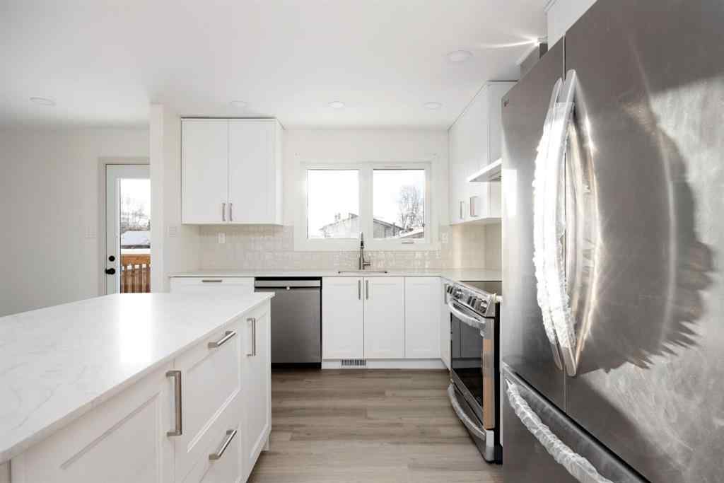 MLS&reg; # A2271609 - 223 Cornwall Drive  in Thickwood Fort McMurray, Residential Open Houses