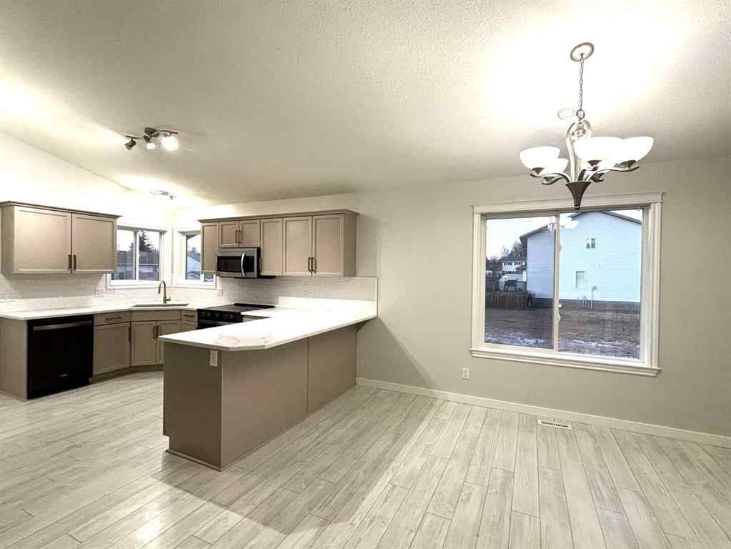MLS&reg; # A2271610 - 24 Birch Lane  in NONE Whitecourt, Residential Open Houses