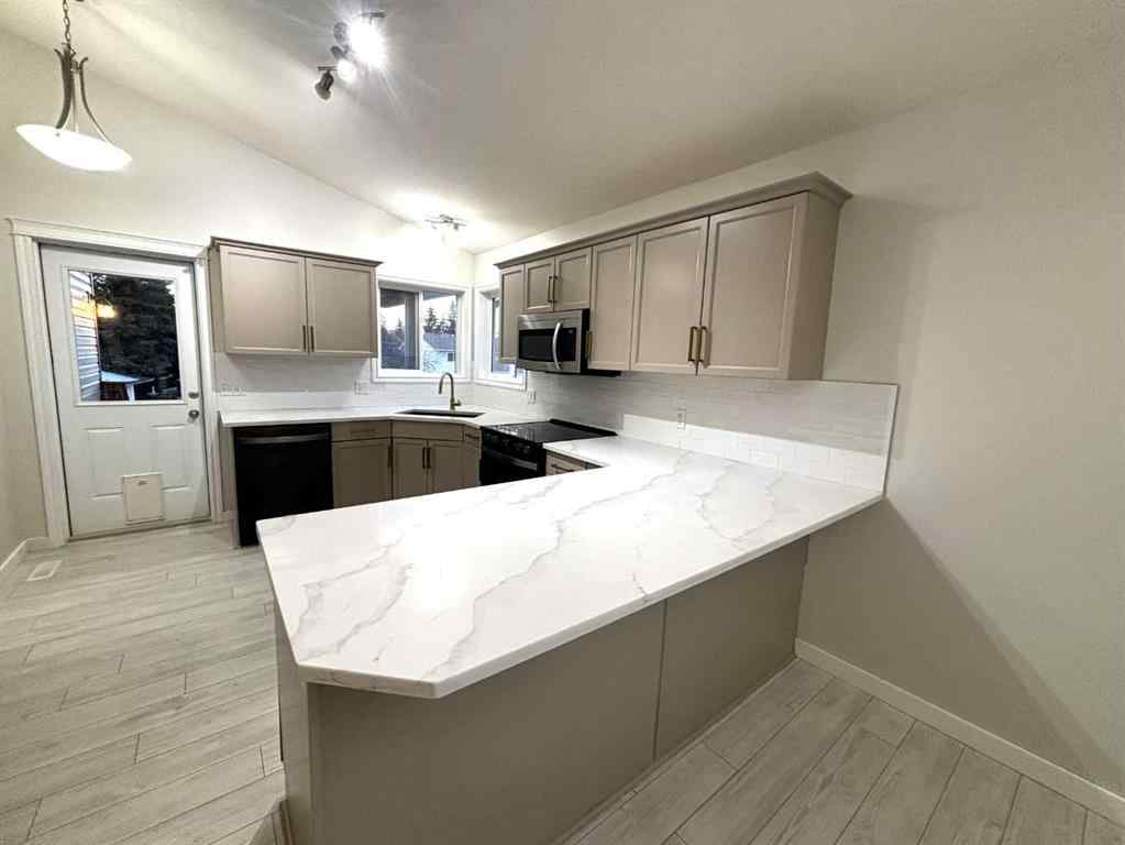 MLS&reg; # A2271610 - 24 Birch Lane  in NONE Whitecourt, Residential Open Houses