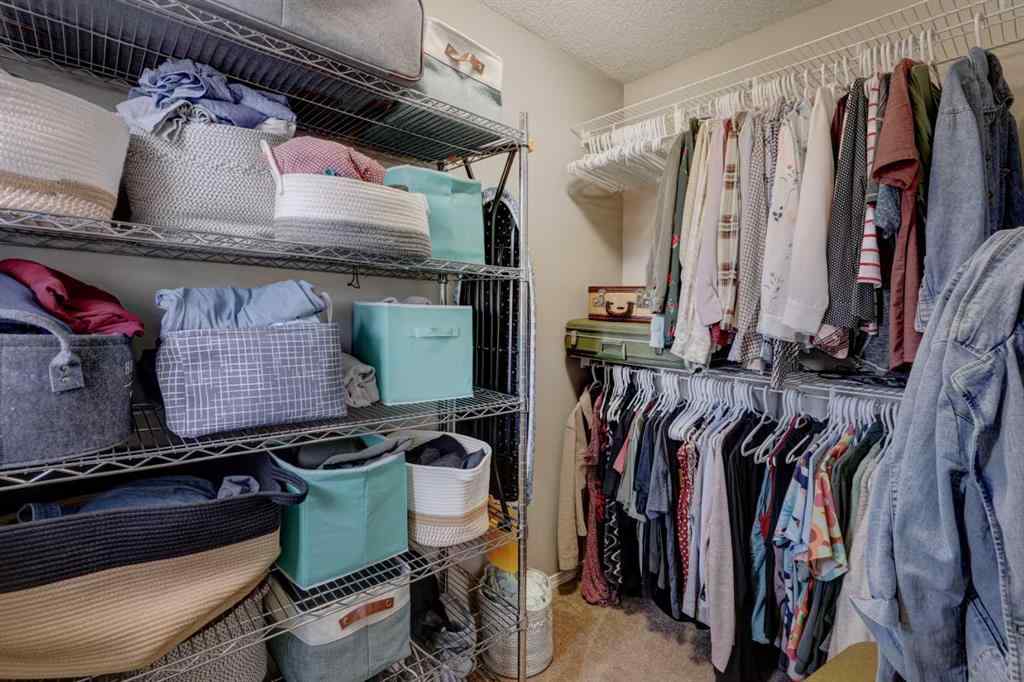 MLS&reg; # A2271614 - 113 Thornleigh Close SE in Thorburn Airdrie, Residential Open Houses