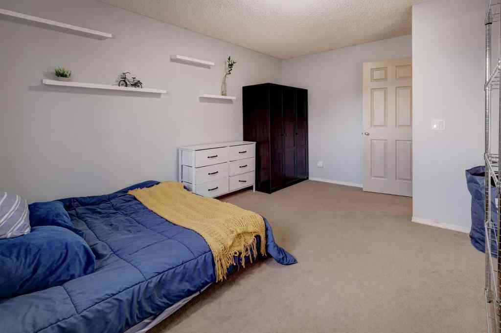 MLS&reg; # A2271614 - 113 Thornleigh Close SE in Thorburn Airdrie, Residential Open Houses