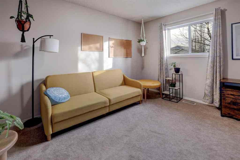 MLS&reg; # A2271614 - 113 Thornleigh Close SE in Thorburn Airdrie, Residential Open Houses