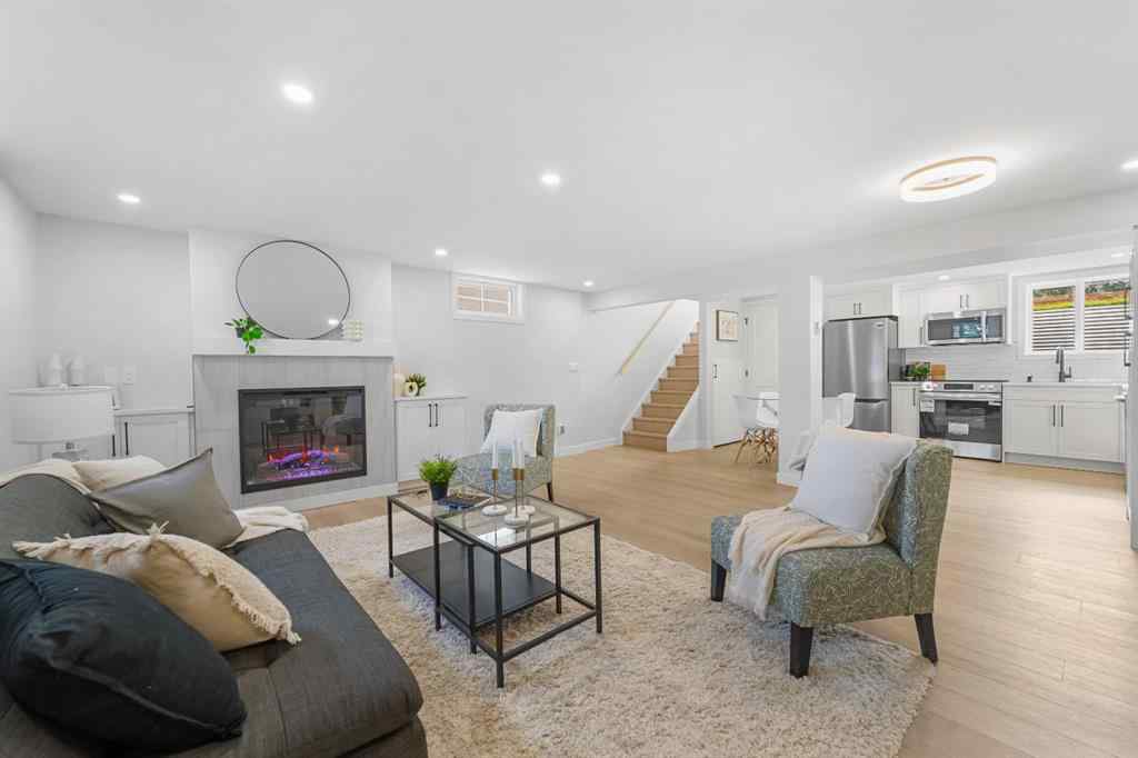 MLS&reg; # A2271615 - 9519 2 Street SE in Acadia Calgary, Residential Open Houses