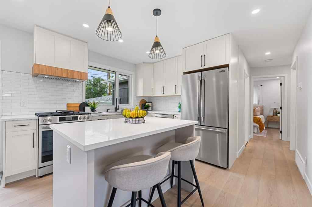 MLS&reg; # A2271615 - 9519 2 Street SE in Acadia Calgary, Residential Open Houses