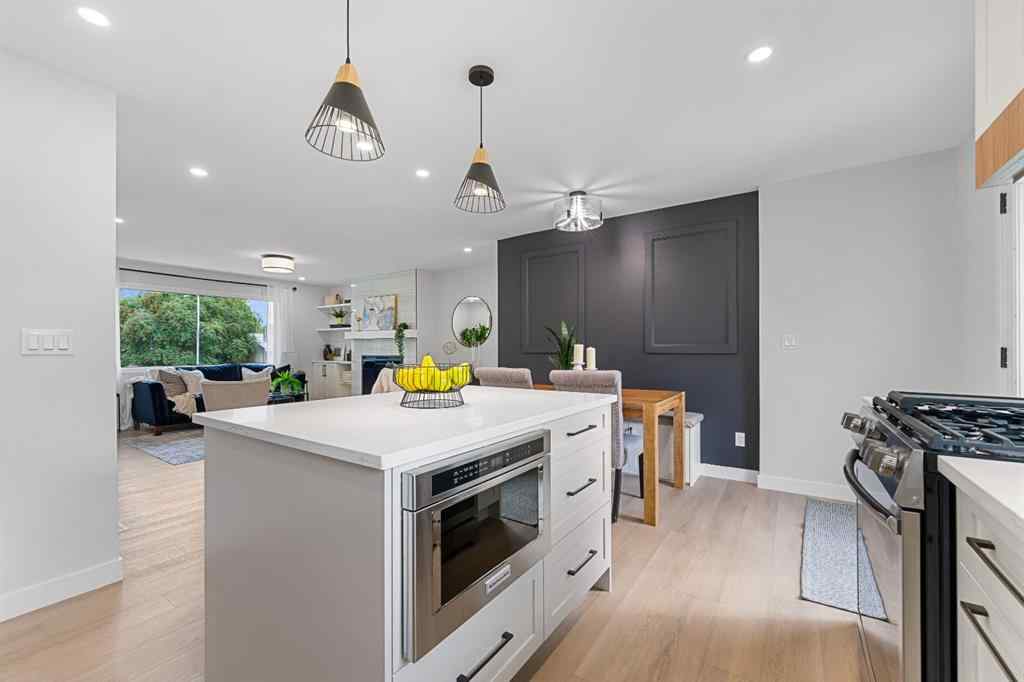 MLS&reg; # A2271615 - 9519 2 Street SE in Acadia Calgary, Residential Open Houses