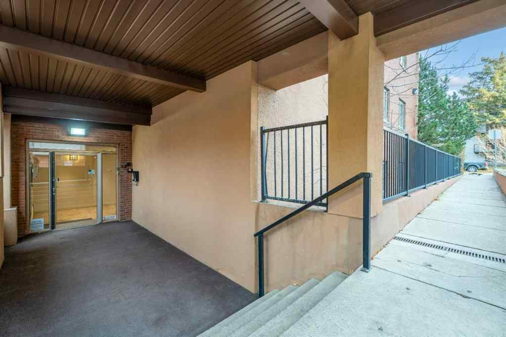 MLS&reg; # A2271617 - Unit #404 728 3 Avenue NW in Sunnyside Calgary, Residential Open Houses