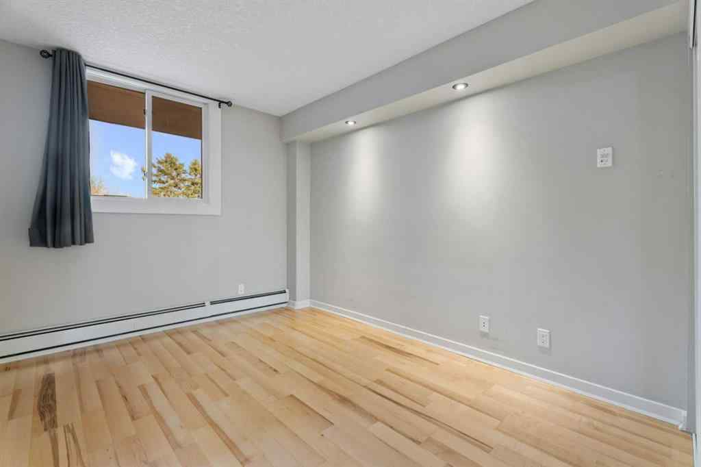 MLS&reg; # A2271617 - Unit #404 728 3 Avenue NW in Sunnyside Calgary, Residential Open Houses