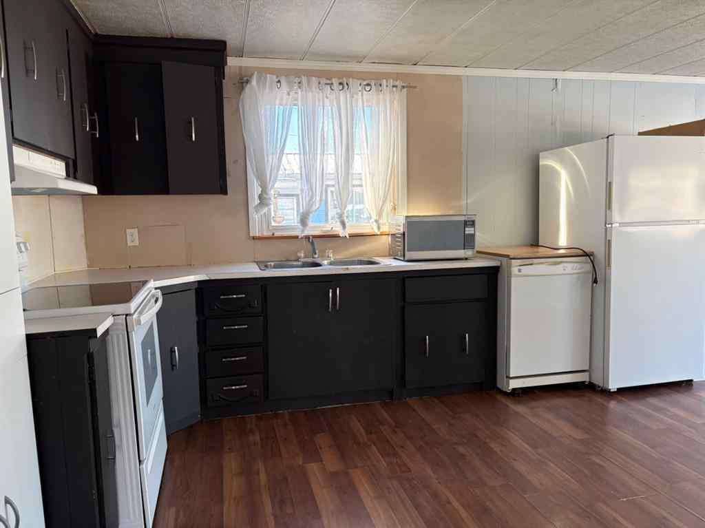 MLS&reg; # A2271619 - Unit #51 5311 60 Street   in Rocky Mountain Estates Rocky Mountain House, Mobile Open Houses